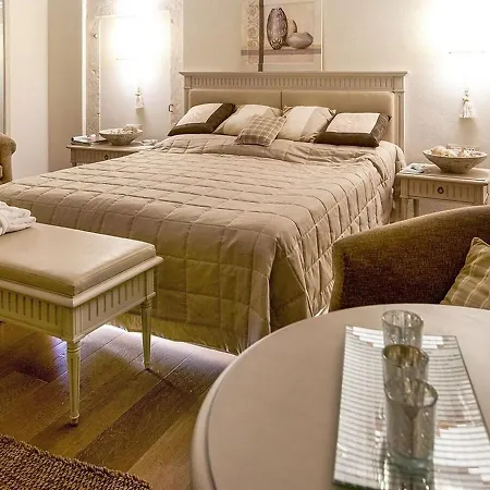 Ferienhaus Spacious 5-bedroom House *
